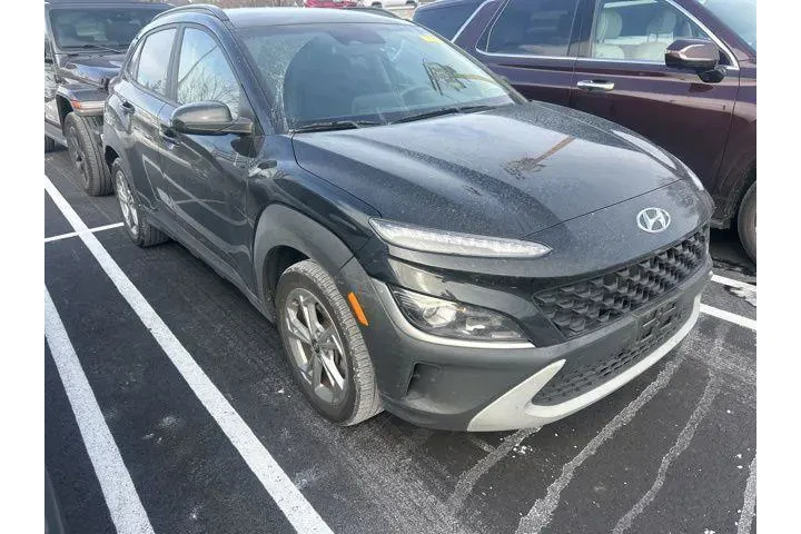 $17677 : Hyundai KONA 2023 AWD SEL 4d image 2