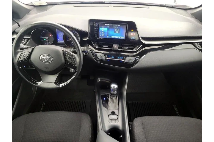 $18998 : Toyota C-HR 2018 XLE 4dr Cro image 9