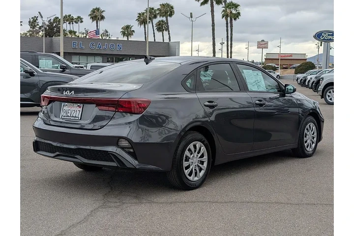 $21059 : Kia Forte 2024 LX 4dr Sedan image 7