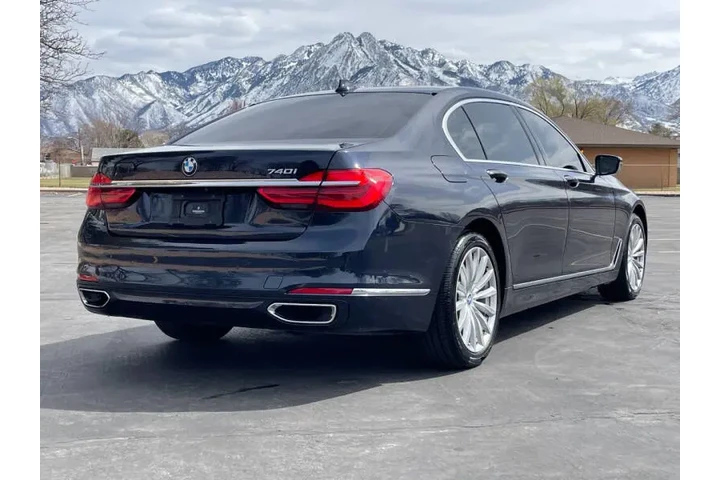 $12900 : 2016 BMW 7 Series 740i image 5
