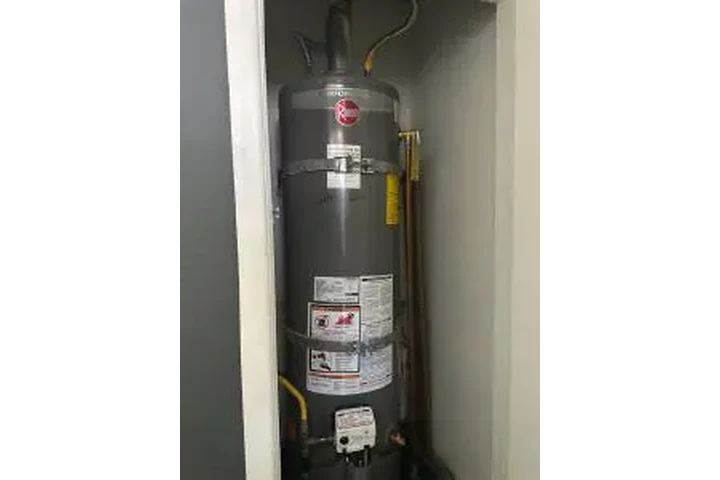 🚰 JV PLUMBING AND ROOTER 🔧 image 1