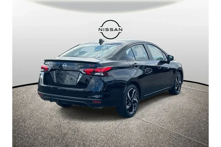 $15895 : Nissan Versa 2025 SR 4dr Sed image 8