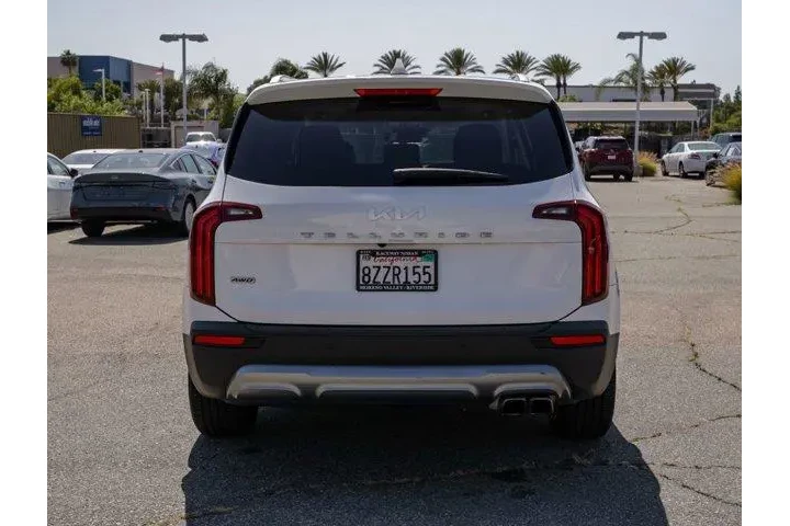 $30471 : Kia Telluride 2022 AWD EX 4d image 5