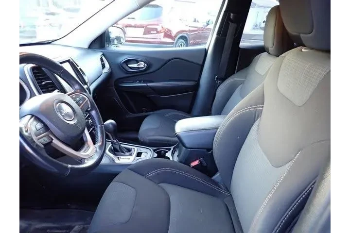 $9688 : Jeep Cherokee 2016 4x4 Latit image 10