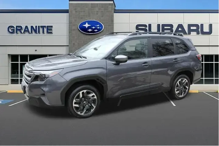 $35490 : Subaru Forester 2025 AWD Pre image 6