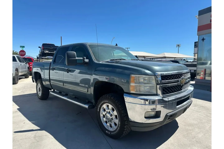 $17995 : 2011 CHEVROLET SILVERADO 2500 image 4