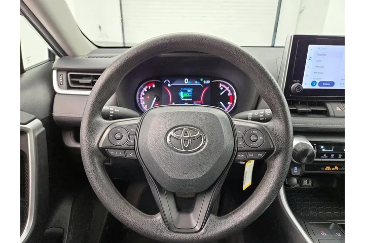 $26998 : Toyota RAV4 2024 AWD LE 4dr image 10