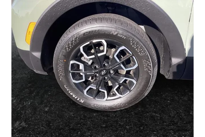 $29000 : Hyundai SANTA CRUZ 2024 SEL image 6