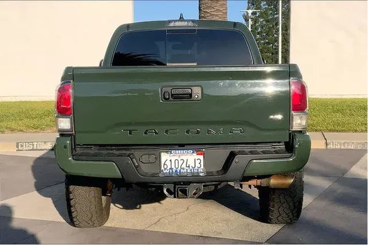 $39985 : Toyota Tacoma 2021 4x4 TRD O image 4