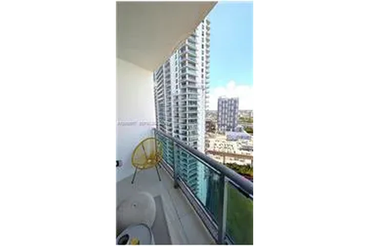 $4000 : Rental property with 2 bedro image 8