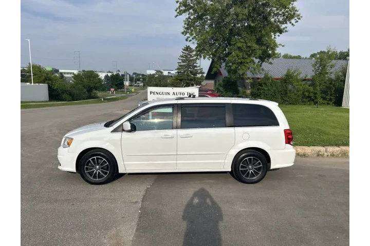 $8990 : 2017 Grand Caravan SXT image 3