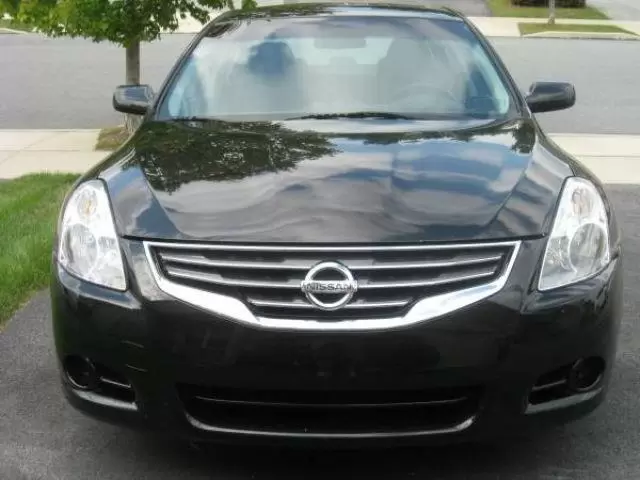 $2800 : 2011 Nissan Altima S image 2