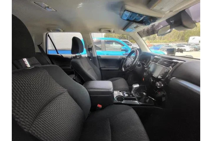 $39834 : Toyota 4Runner 2022 4x4 TRD image 8