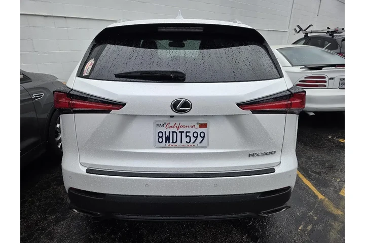 $24950 : Lexus NX 300 2018 AWD 4dr Cr image 9