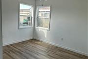 $800 : Beautiful Home...LAKEWOOD,CA thumbnail