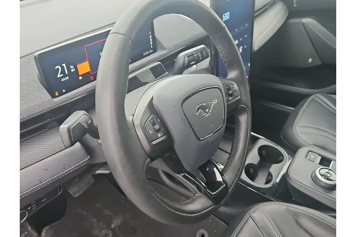 $20500 : Ford Mustang Mach-E 2021 Pre image 2