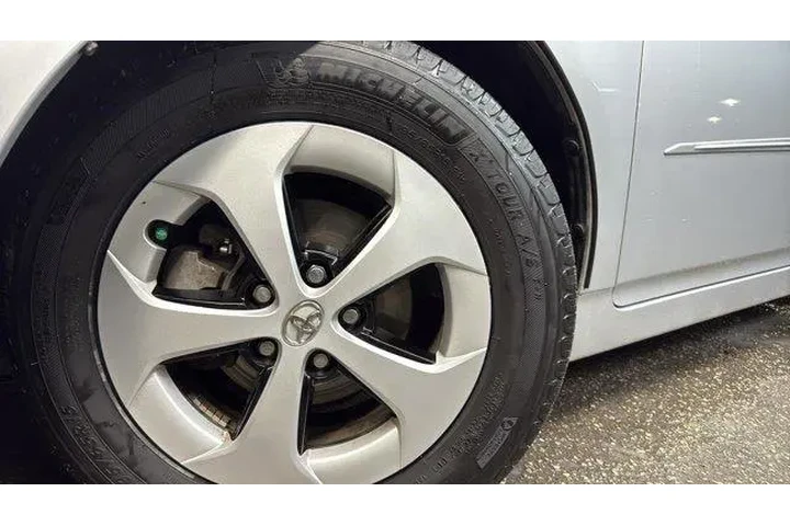 $10267 : Toyota Prius 2015 Two 4dr Ha image 9