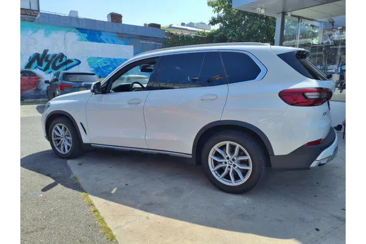 $23990 : BMW X5 2020 AWD xDrive40i 4d image 4
