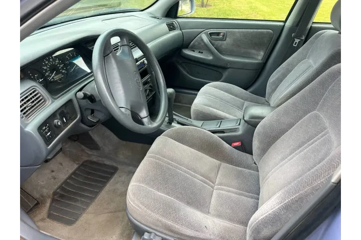 $5100 : 1997 Camry LE image 10
