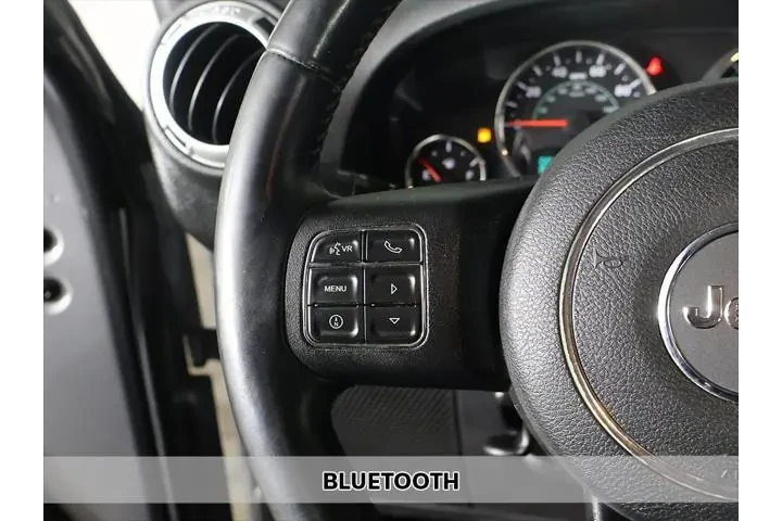 $17991 : Jeep Wrangler Unlimited 2014 image 4