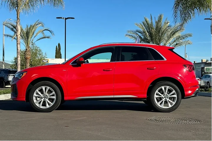 $21900 : Audi Q3 2022 AWD quattro S l image 7