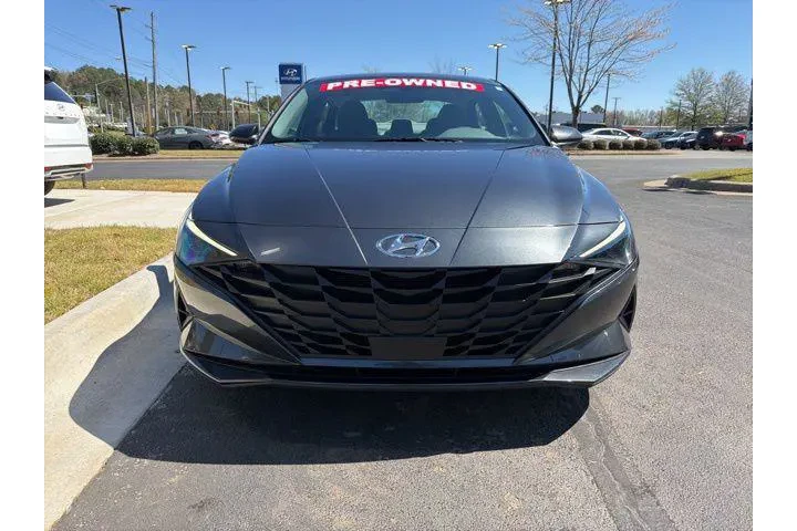 $19843 : Hyundai ELANTRA 2023 SEL 4dr image 2