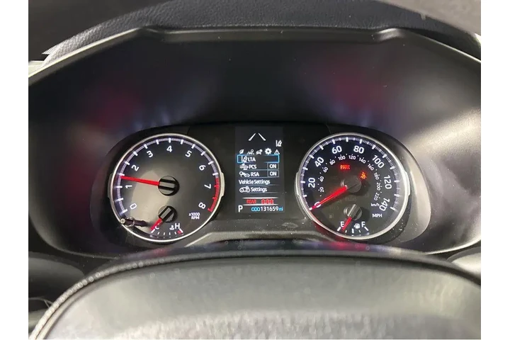 2019 RAV4 LE image 5