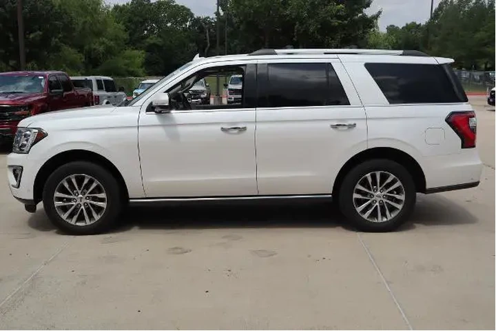 $25413 : Ford Expedition 2018 4x2 Lim image 7