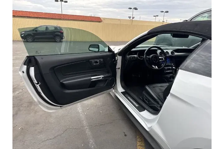 $31000 : Ford Mustang 2020 GT Premium image 6