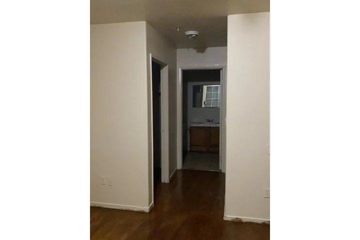 $1000 : Habitacion en alquiler image 1