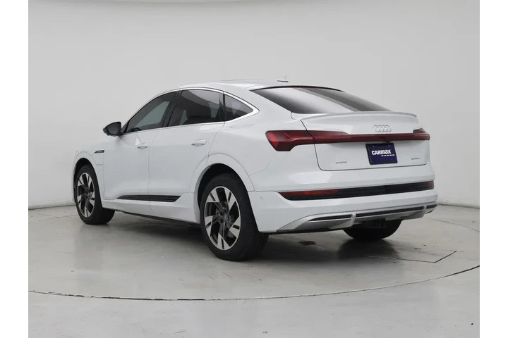 $28998 : Audi e-tron Sportback 2021 A image 2