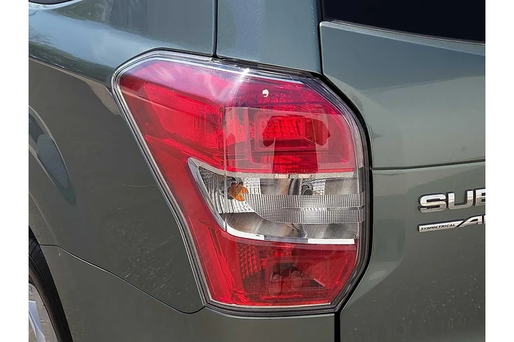 $15995 : Subaru Forester 2016 AWD 2.5 image 10