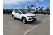 $22998 : Jeep Compass 2022 4x4 Sport thumbnail