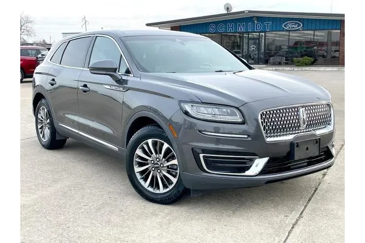 $19998 : Lincoln Nautilus 2020 4dr St image 2