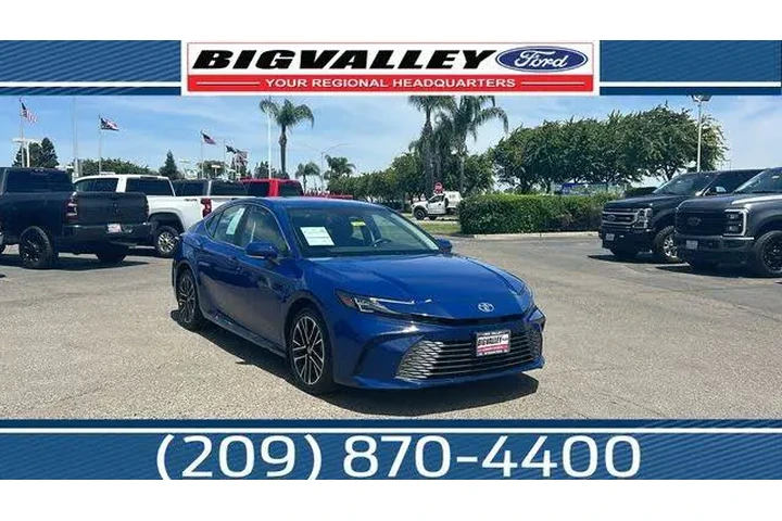 $32880 : Toyota Camry 2025 SE 4dr Sed image 1