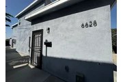 2 Full Bathrooms *3 Bedrooms.!