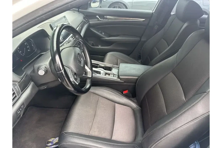 $21500 : Honda Accord 2019 Sport 4dr image 4