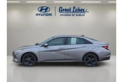 $19166 : Hyundai ELANTRA 2023 SEL 4dr thumbnail