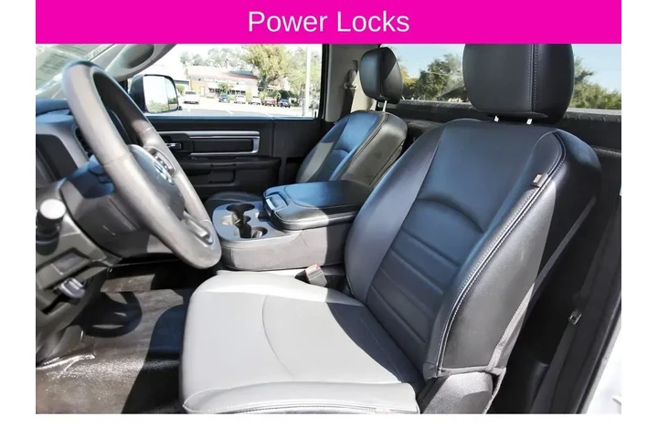 $18779 : Ram 1500 Classic 2022 4x2 Tr image 9