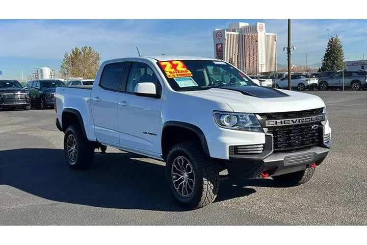 $39484 : Chevrolet Colorado 2022 4x4 image 3