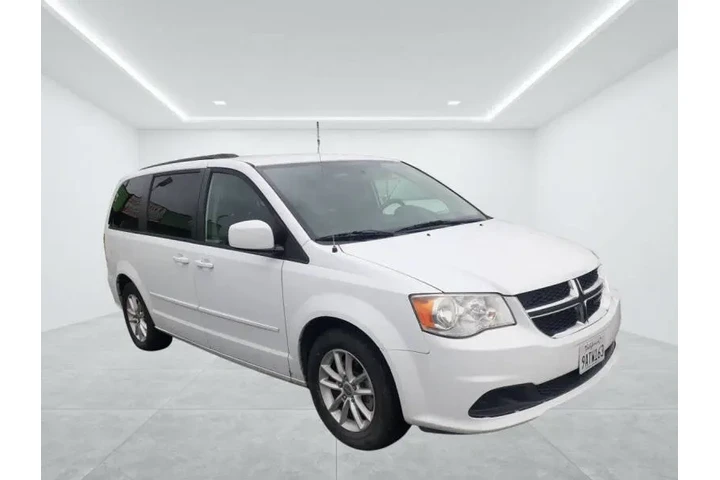 $7900 : 2016 Grand Caravan SXT image 3