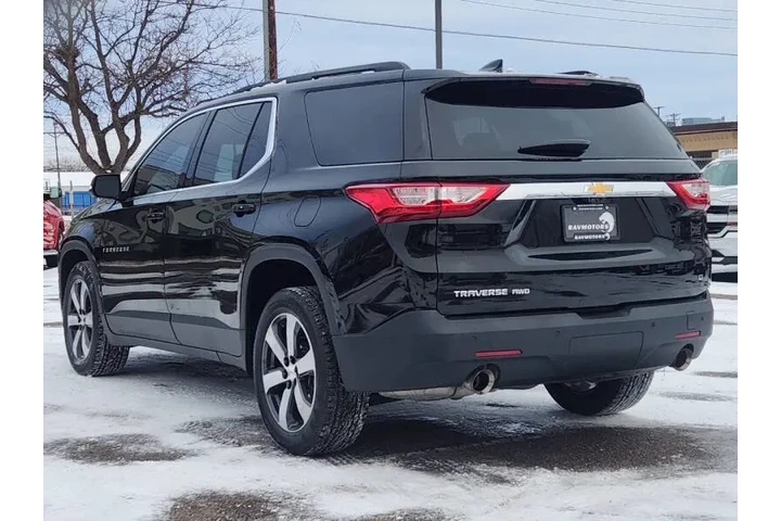$24750 : 2021 Traverse LT Leather image 8