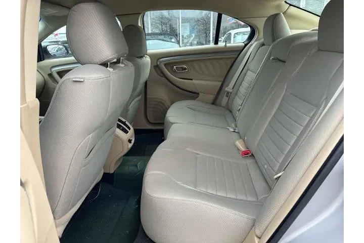 $14995 : Ford Taurus 2015 SE 4dr Seda image 8