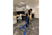 LA COMMERCIAL CLEANING thumbnail