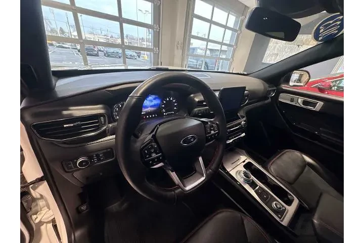 $35492 : Ford Explorer 2023 AWD ST-Li image 9