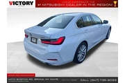 $22738 : BMW 3 Series 2024 330i 4dr S thumbnail