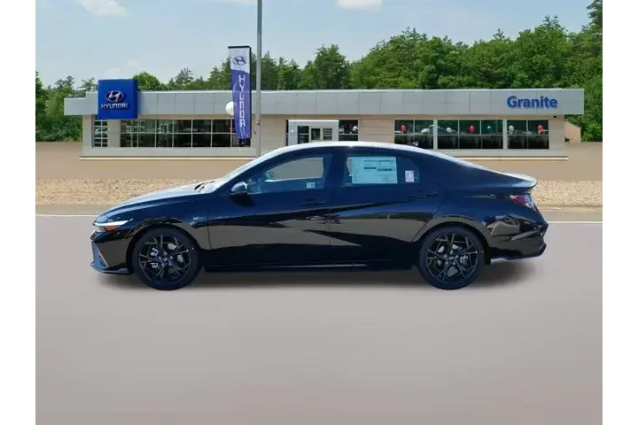 $24990 : Hyundai ELANTRA 2025 N Line image 6