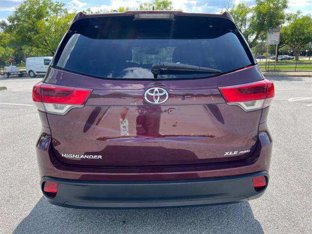 $19900 : 2017 Highlander XLE image 7