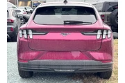 $37476 : Ford Mustang Mach-E 2025 Pre thumbnail