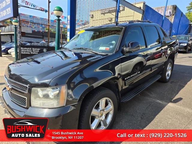 $12995 : Used 2010 Avalanche 4WD Crew image 2